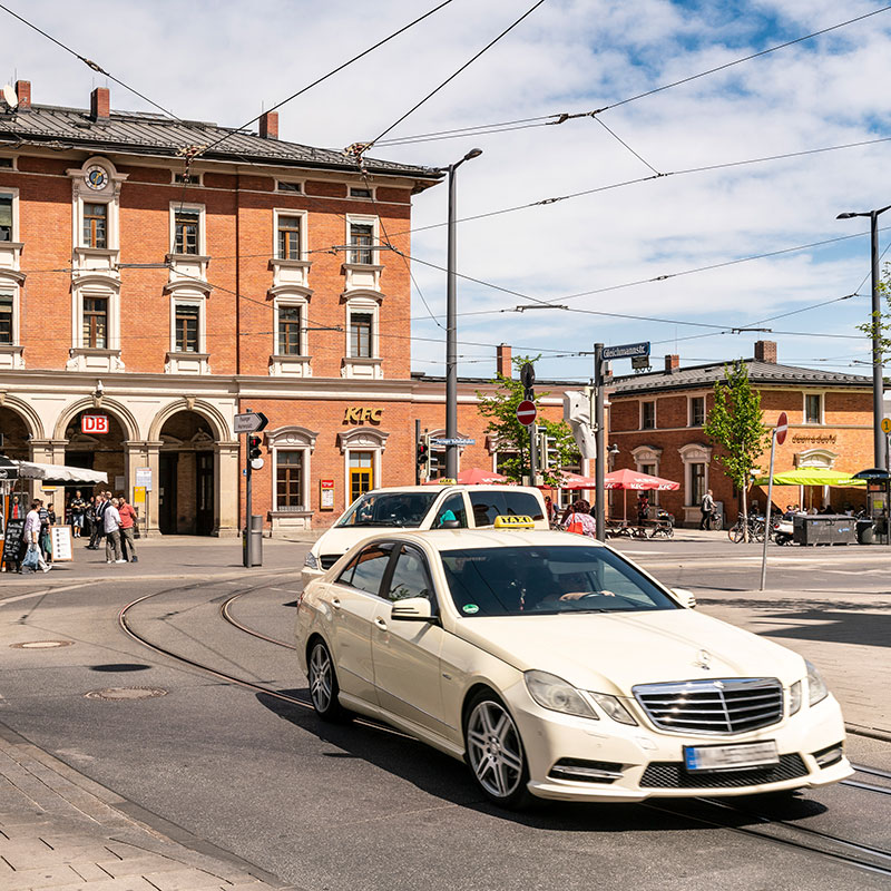 Taxi-München-eG Dekoration Quadrat Taxistandplatz